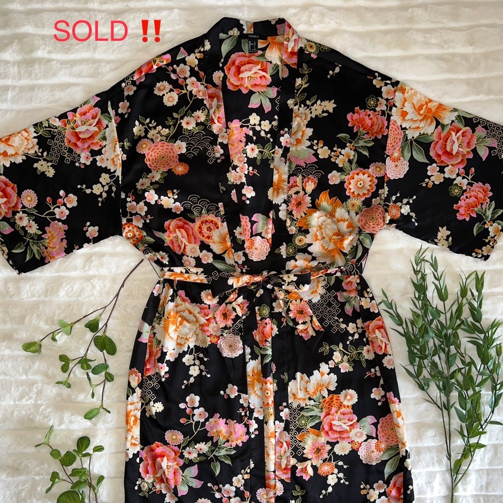 Floral Kimono Robe